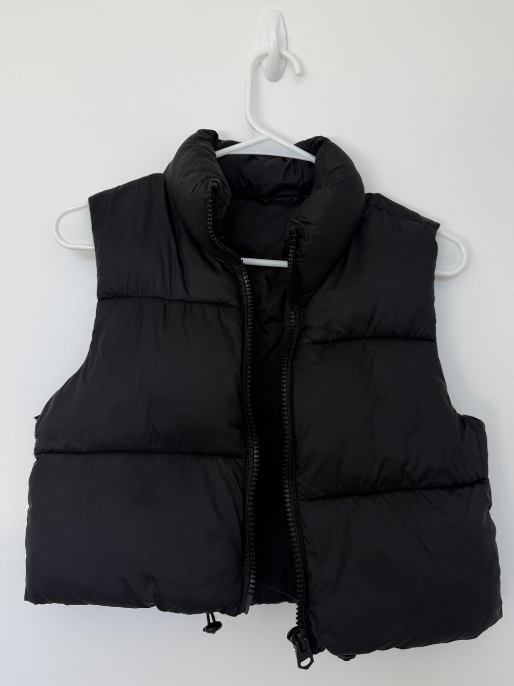 Target Black Puffer Vest Cropped